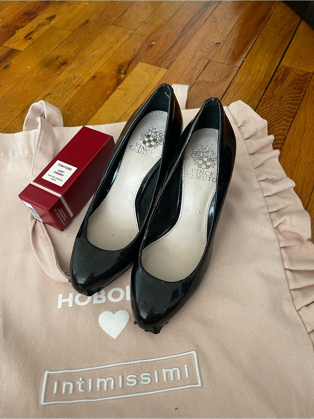 Vince Camuto Black Patent Leather Classic Pumps